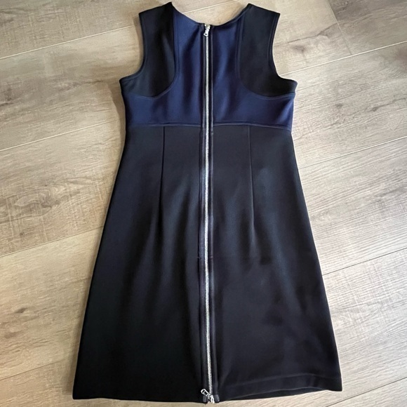KaufmanFranco Dress Sz 2 Knee Length Heavy Sleeveless Black Blue Timeless Formal - Picture 3 of 7